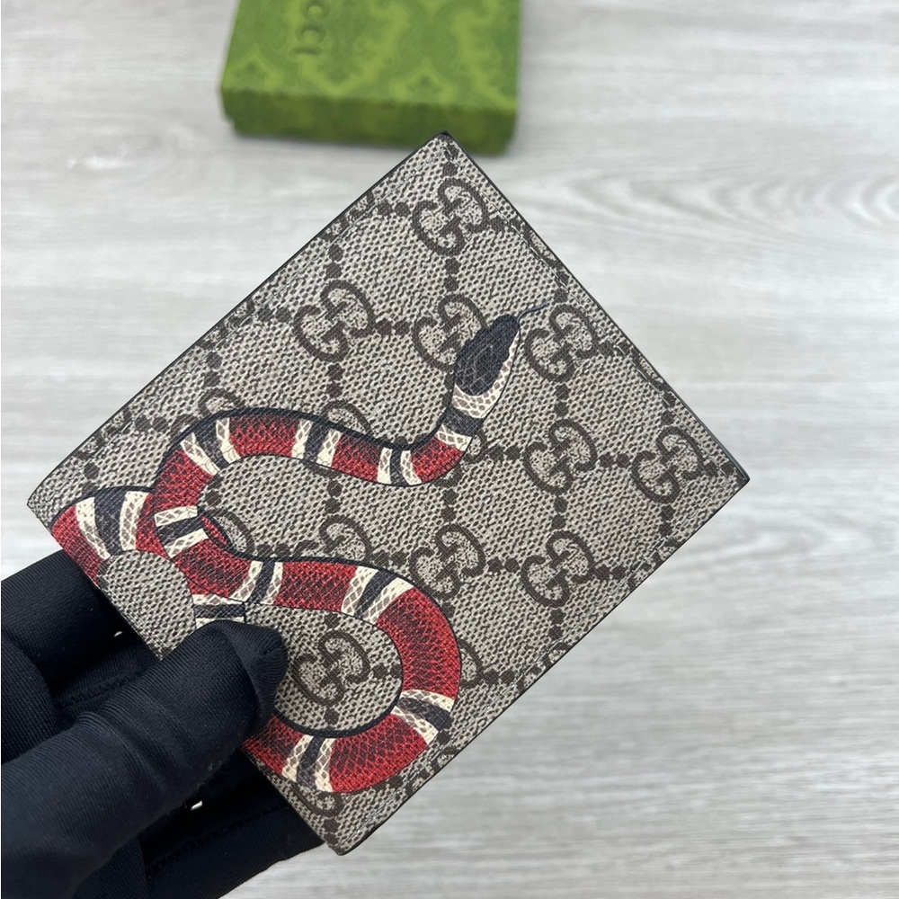 Gucci Wallets - Picture 4 of 9